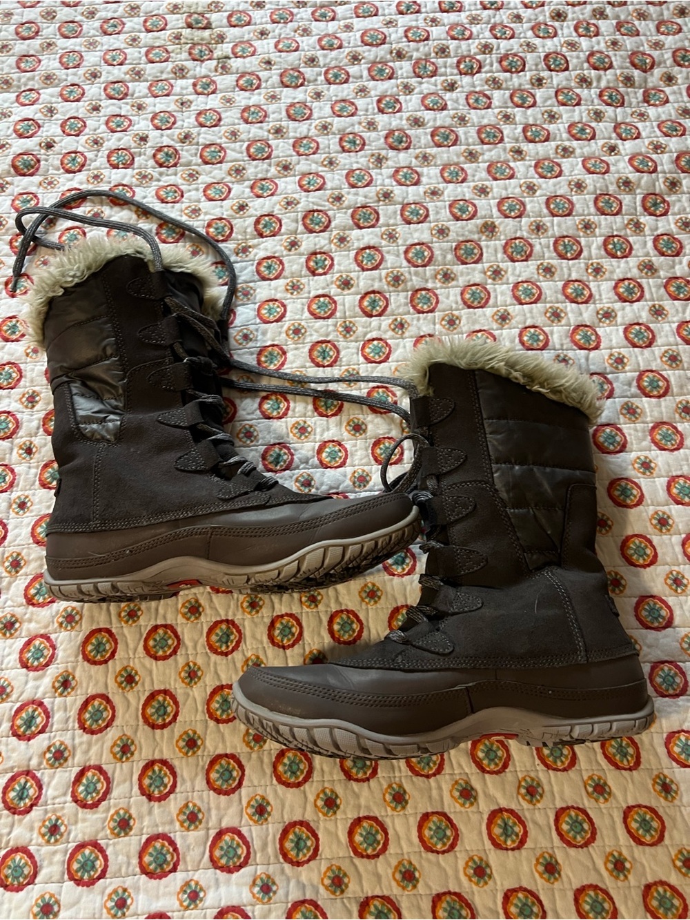 EUC The North Face Nuptse Purna Dusty Purple Faux Fur Winter Boots size 7.5 - Picture 4 of 7